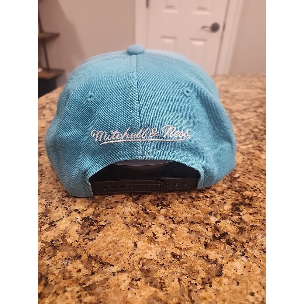Vancouver Grizzlies‎ Mitchell & Ness Hat Cap Snapback Mens Green Basketball NBA - Picture 3 of 5